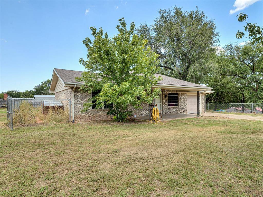 216 W Seward RD, Guthrie, OK 73044