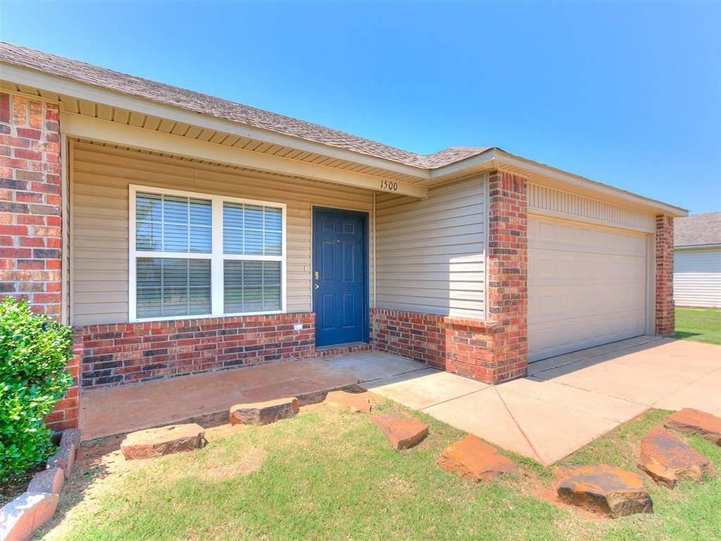 1500 Sandstone DR, Noble, OK 73068