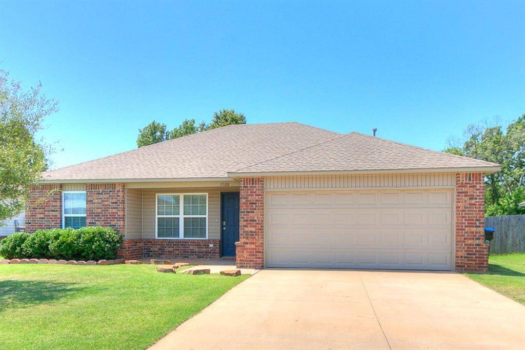1500 Sandstone DR, Noble, OK 73068