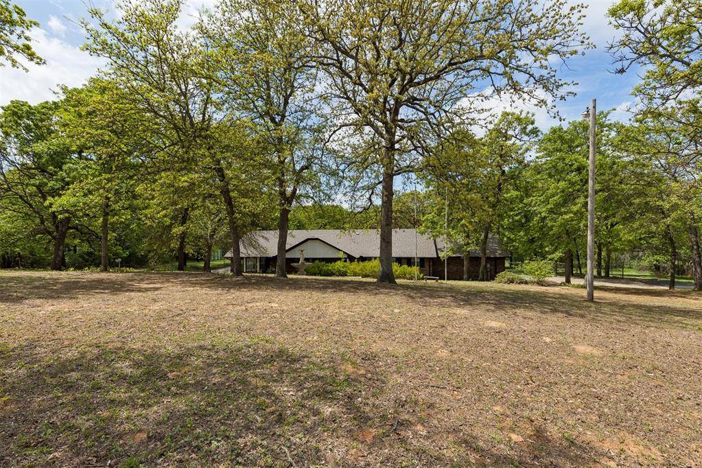 10331 Black Oaks DR, Oklahoma City, OK 73165