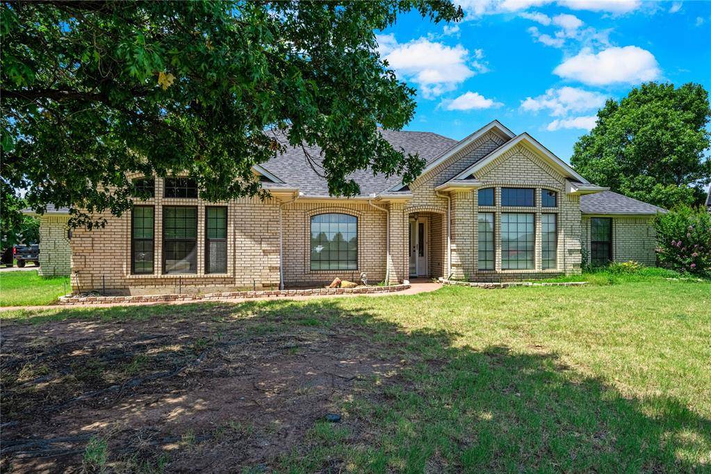 11 NW Sandy Trail LN, Lawton, OK 73505