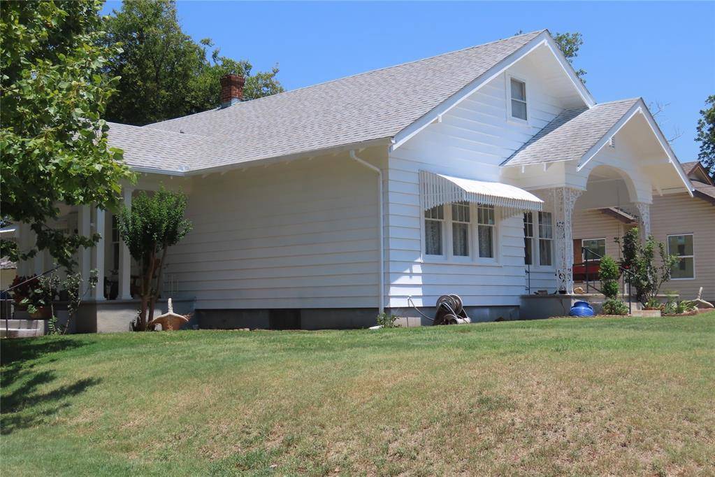 1228 W Florida AVE, Chickasha, OK 73018