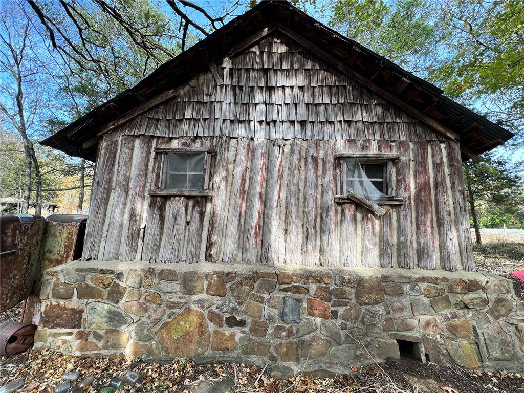 N 259 N HWY, Smithville, OK 74728
