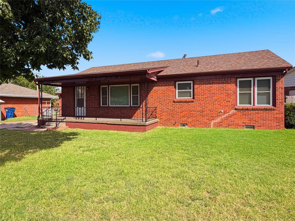 1411 S Reno AVE, El Reno, OK 73036