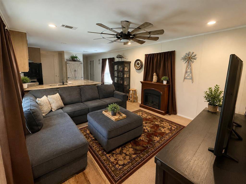 3112 E Oakleaf DR, Edmond, OK 73034