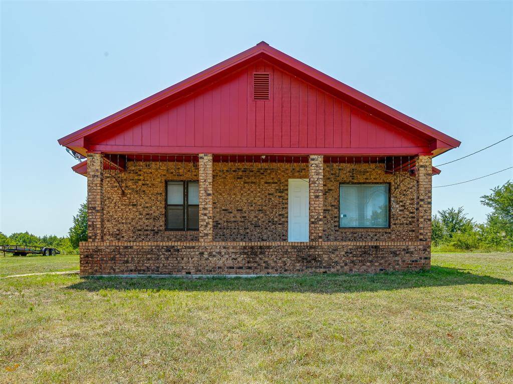 13205 Ns 3550 RD, Maud, OK 74854