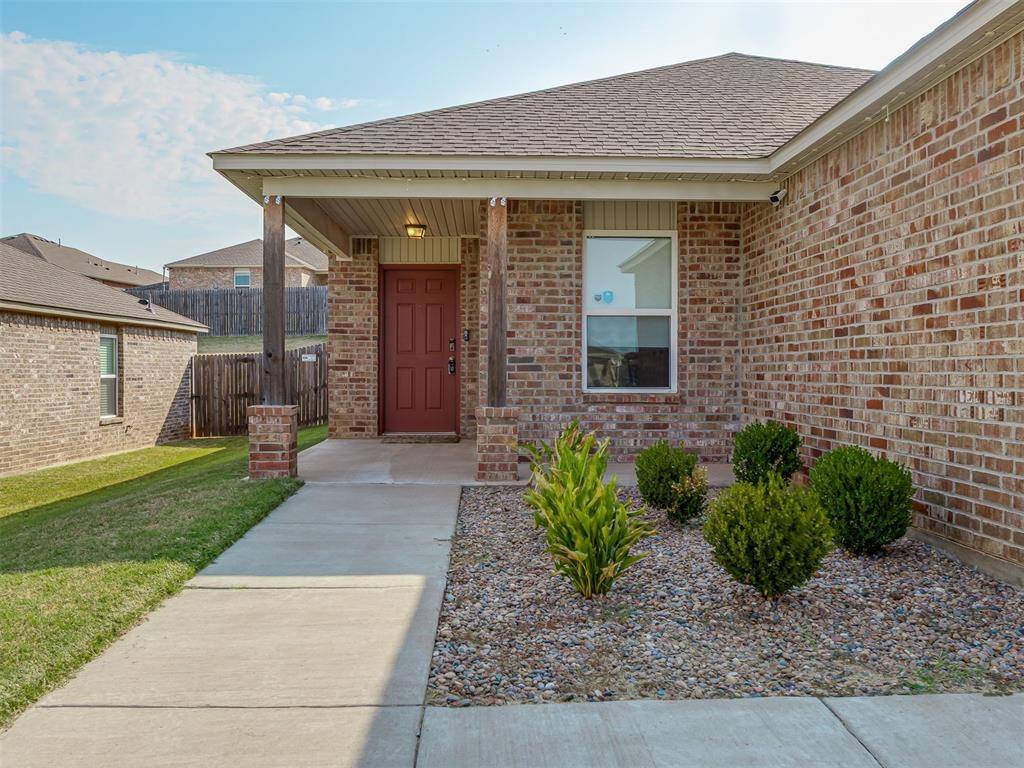 11721 NW 95th ST, Yukon, OK 73099