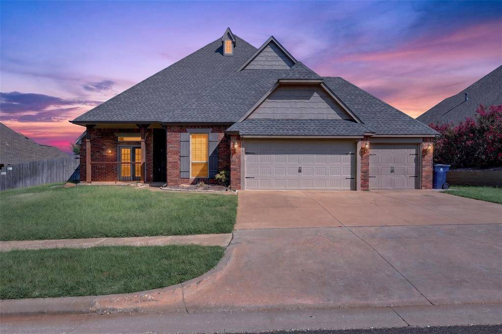 19504 Chestermere CIR, Edmond, OK 73012