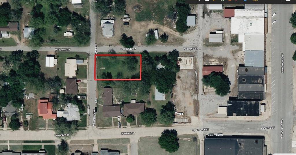 227 W Pierce ST, Mangum, OK 73554
