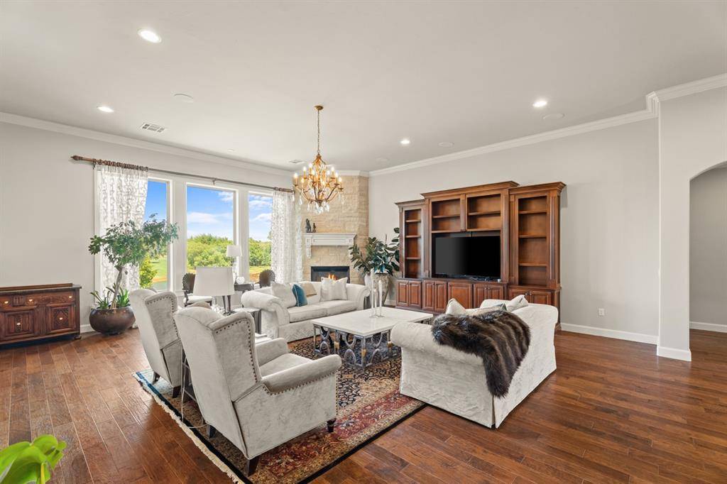 2567 Loblolly LN, Edmond, OK 73012