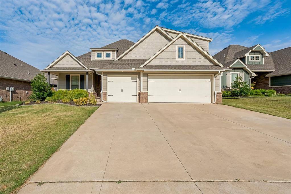 609 Side Track RD, Yukon, OK 73099