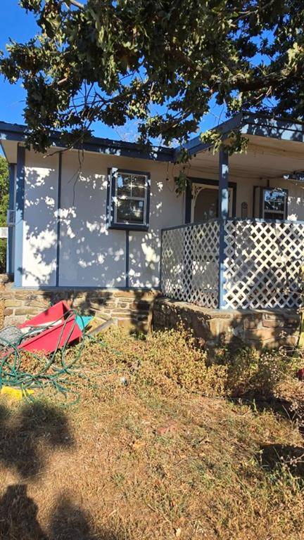 825 Bus LOOP, Eufaula, OK 74432