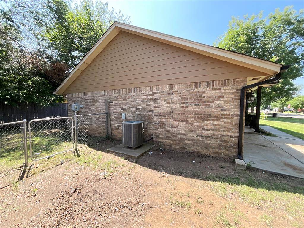 401 N 5th ST, Noble, OK 73068