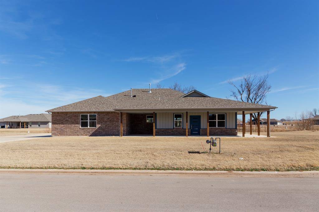 306 Kirks HOLW, Jones, OK 73049