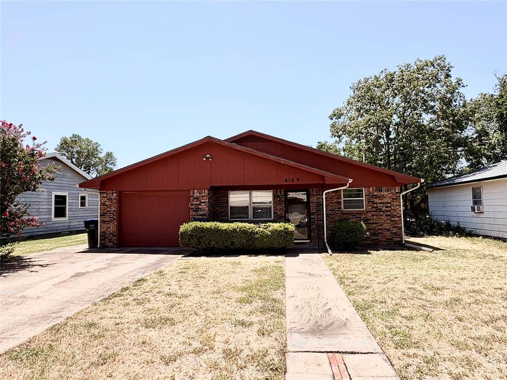 612 9th ST, Snyder, OK 73566