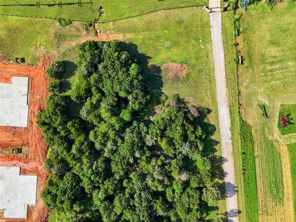 860 Creekside TRL #001, Guthrie, OK 73044