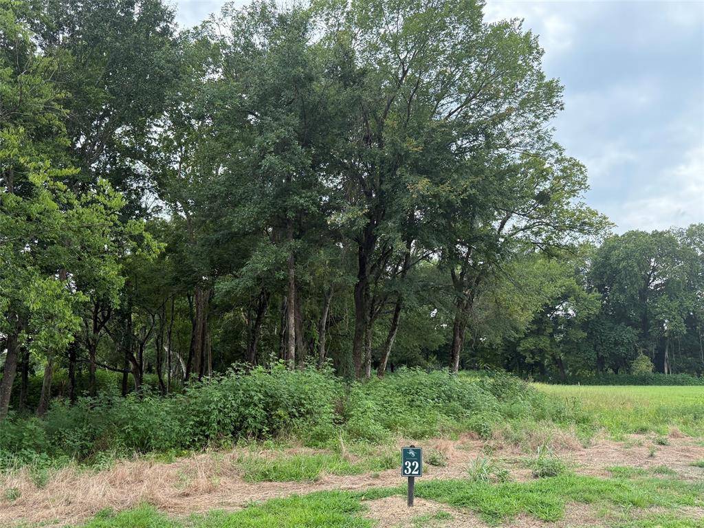 32 Riverstone DR #Lot 32, Broken Bow, OK 74728