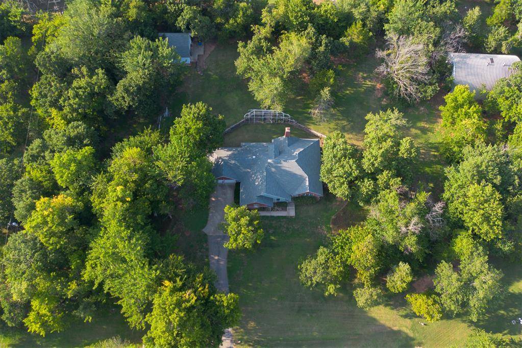 3333 Everett DR, Edmond, OK 73013
