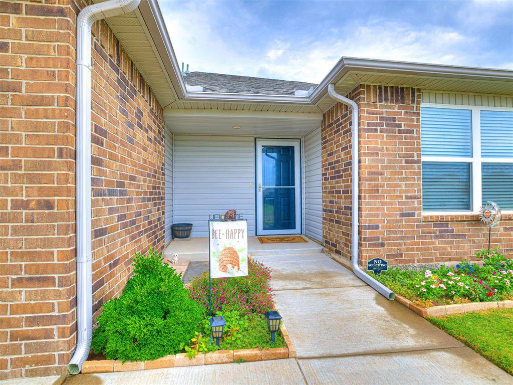 11012 NW 94th ST, Yukon, OK 73099