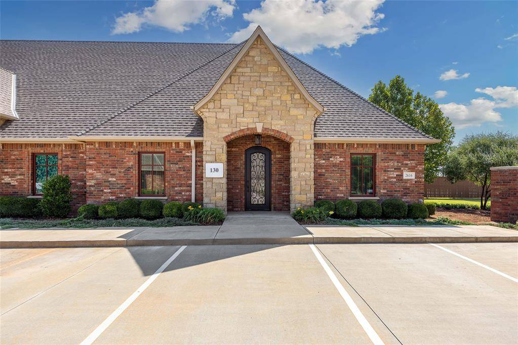 2616 Covell Village DR #130, Edmond, OK 73003