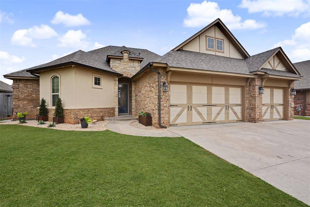 4600 Kentucky Ridge DR, Mustang, OK 73064