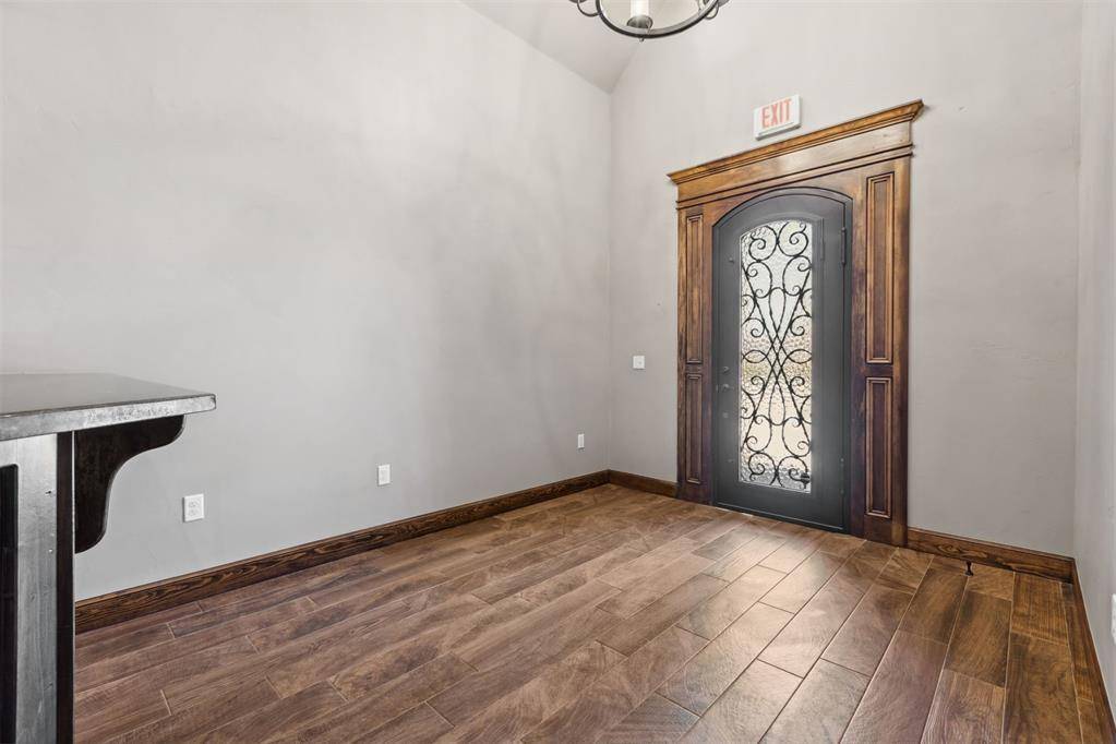 2616 Covell Village DR #120, Edmond, OK 73003