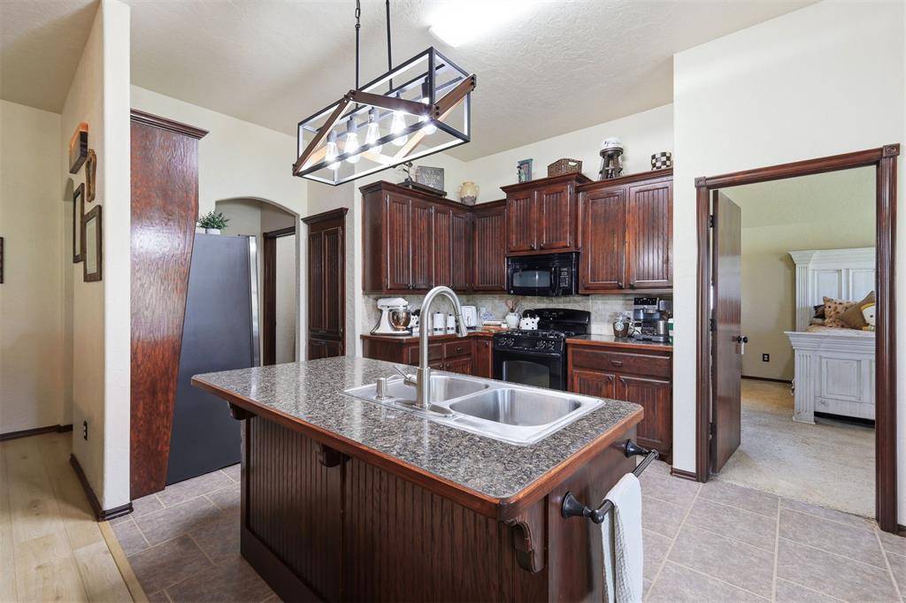 3304 Paul DR, Oklahoma City, OK 73160