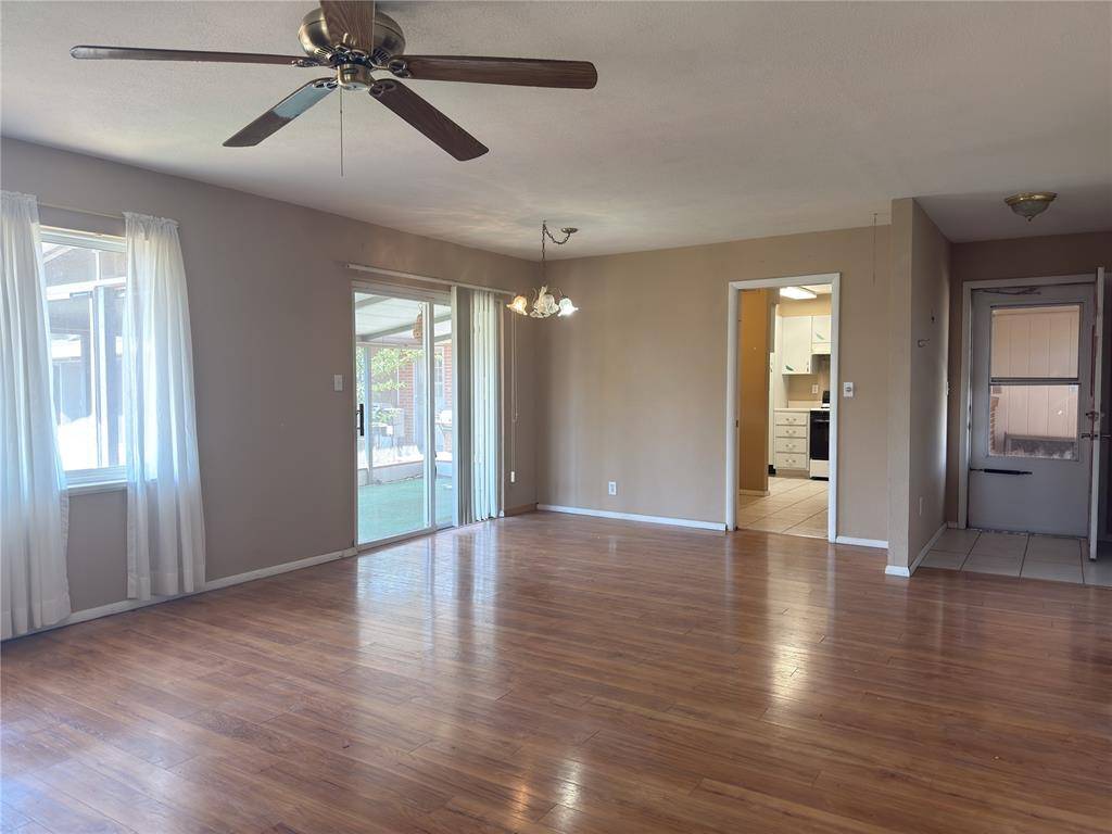 107 Cimarron RD, Burns Flat, OK 73647