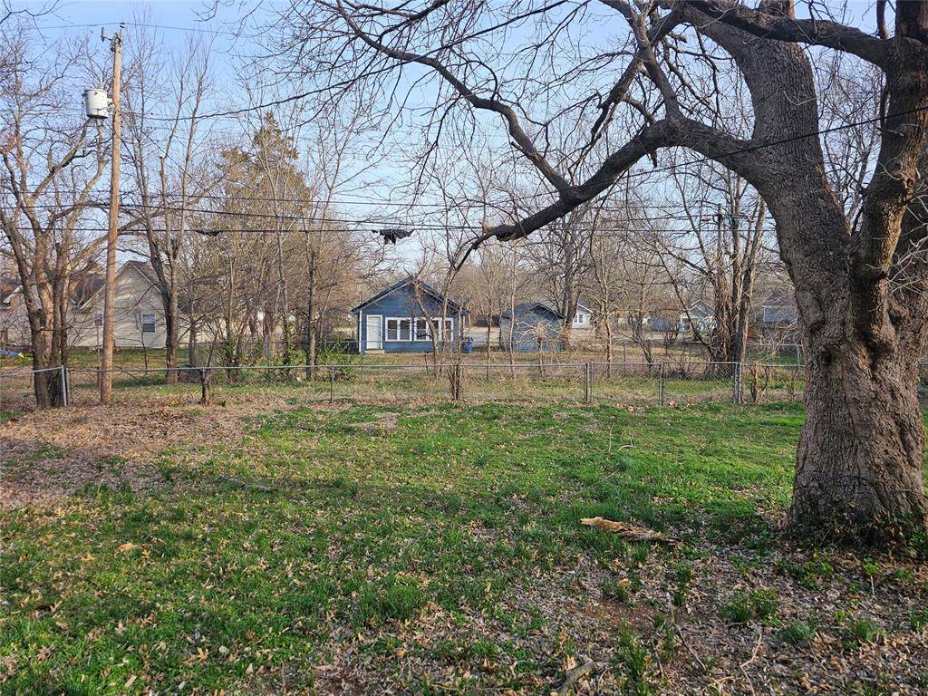 311 E Jefferson ST, Tecumseh, OK 74873