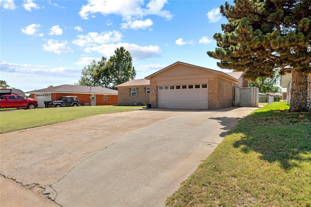 819 N Brewer AVE, Hydro, OK 73048