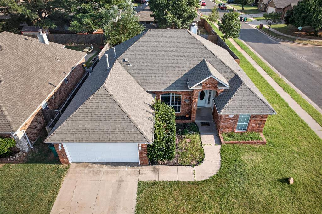 732 SW 155th PL, Oklahoma City, OK 73170