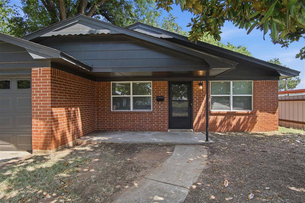 420 W Minnesota AVE, Chickasha, OK 73018