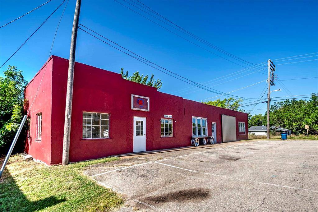 109 W 11th ST, Chandler, OK 74834