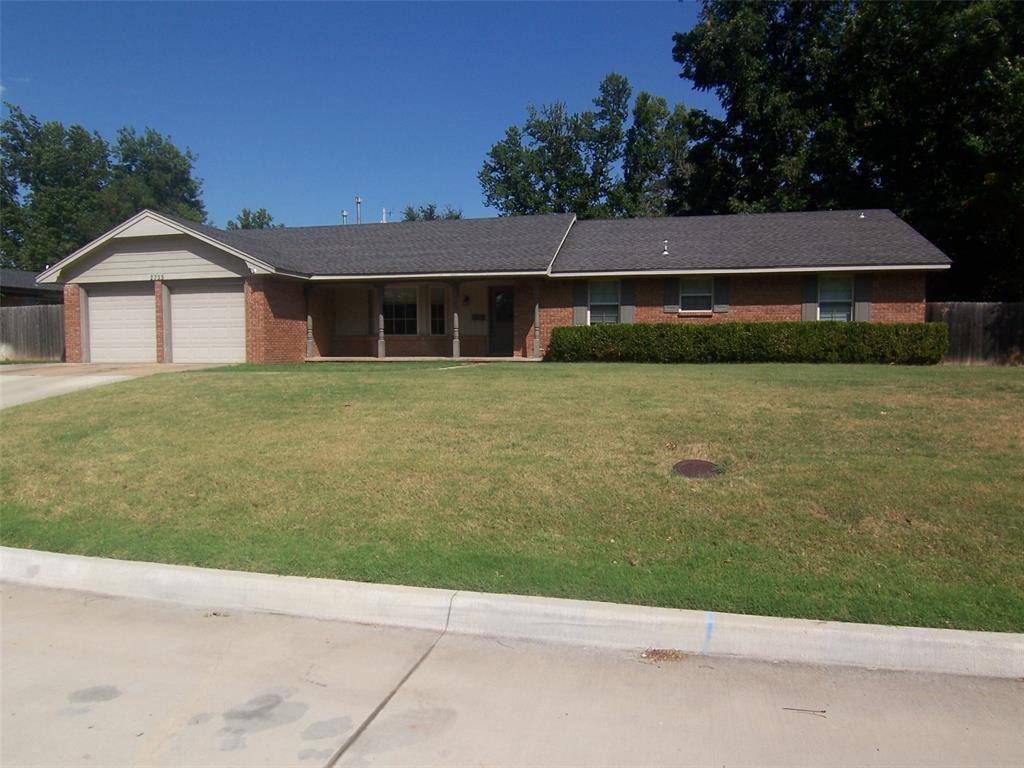 2733 Walnut RD, Norman, OK 73072