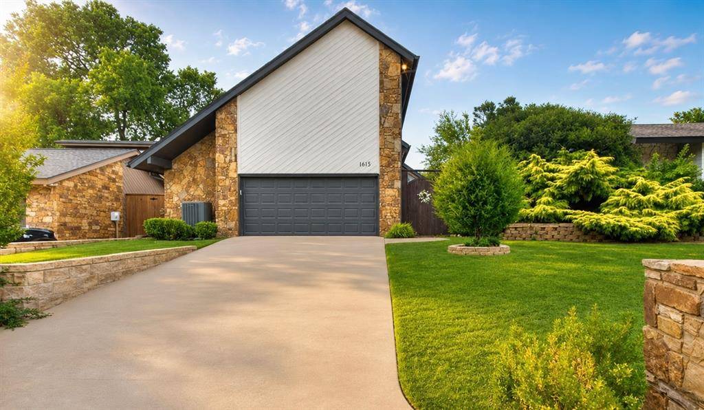 1615 Fox Hollow RDG, Oklahoma City, OK 73131
