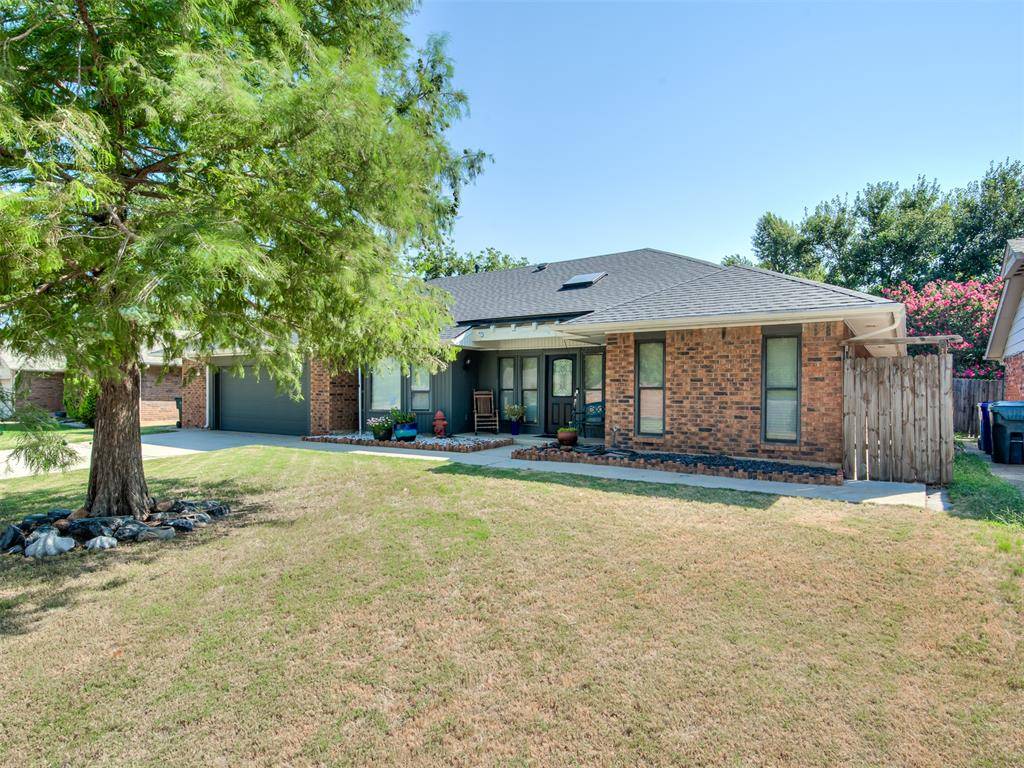 3100 N Meadowood DR, Midwest City, OK 73110