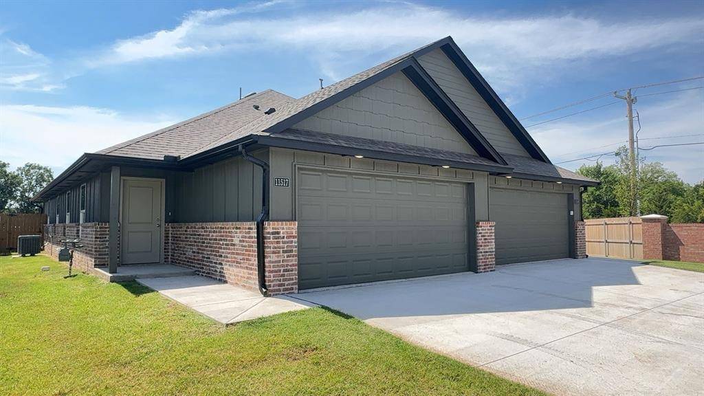 11517 University DR, Oklahoma City, OK 73114