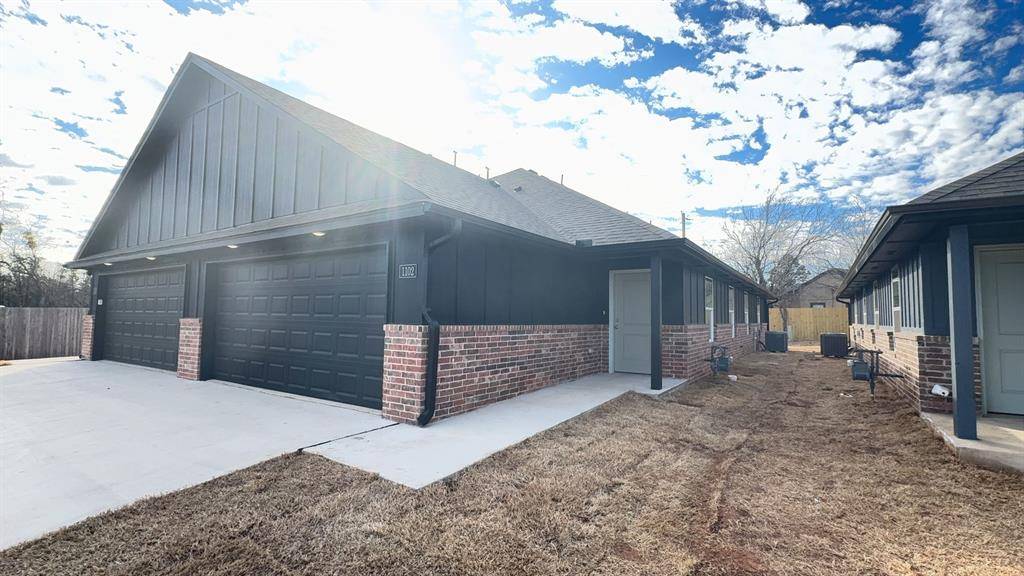 1102 NW 113TH ST, Oklahoma City, OK 73114