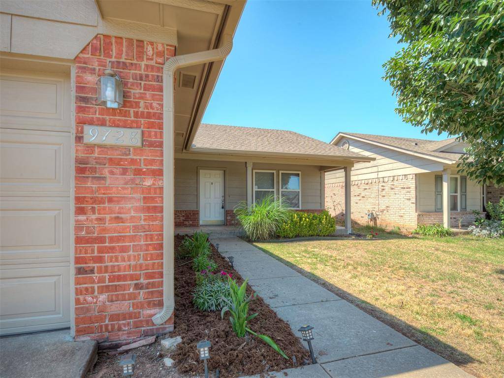 9728 SW 27th ST, Oklahoma City, OK 73128