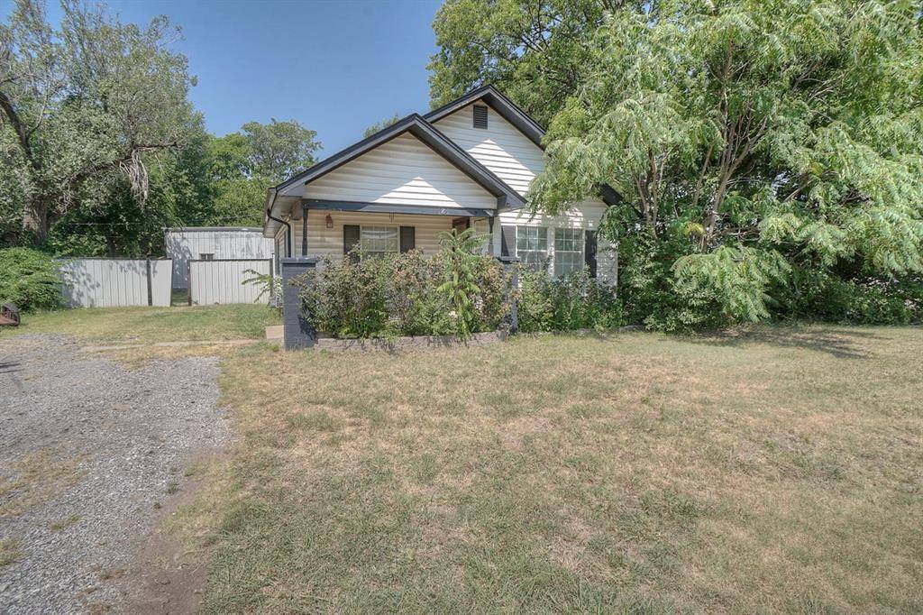 121 N Classen AVE, Moore, OK 73160