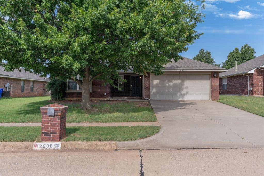 2608 Queenston AVE, Norman, OK 73071