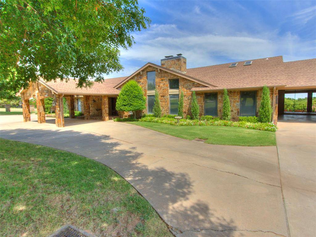 12504 N Frisco RD, Yukon, OK 73099