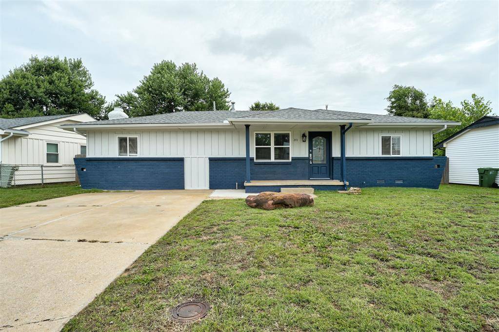 201 Dianna DR, Yukon, OK 73099