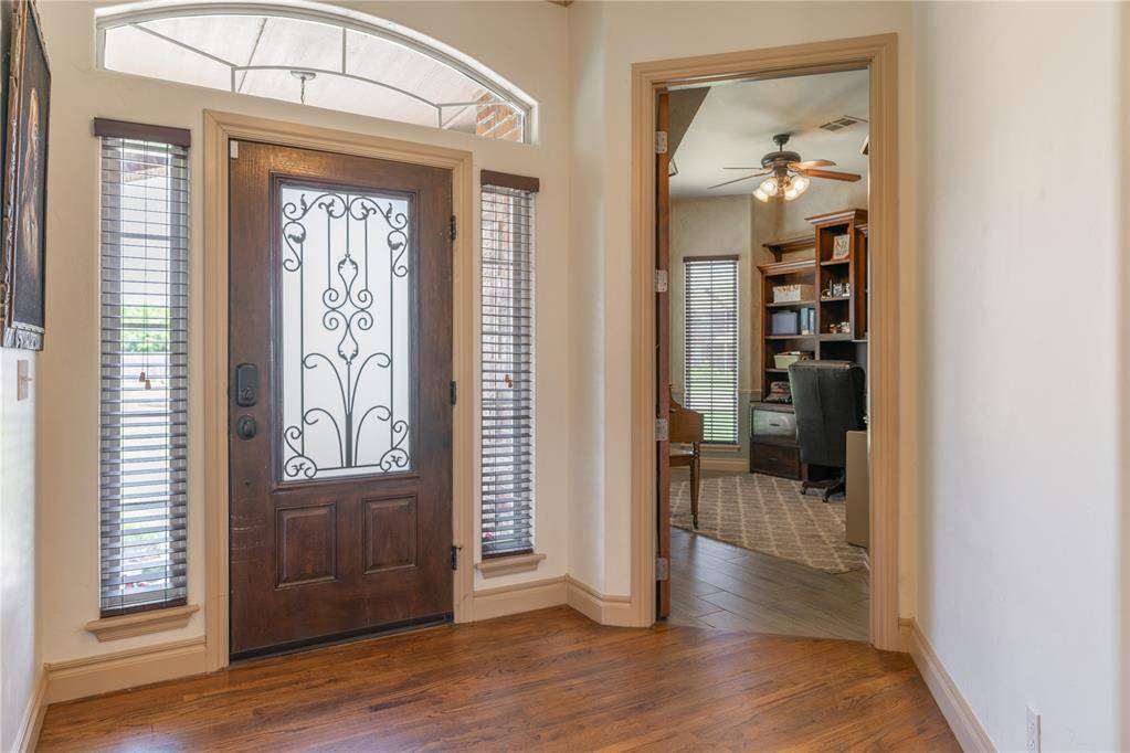 4108 Hidden Lake CIR, Moore, OK 73160