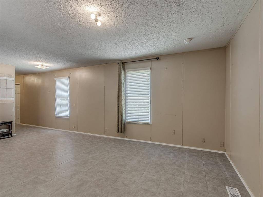 3026 Stephan RD, Norman, OK 73026