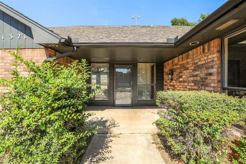 1321 Harding AVE, Edmond, OK 73034