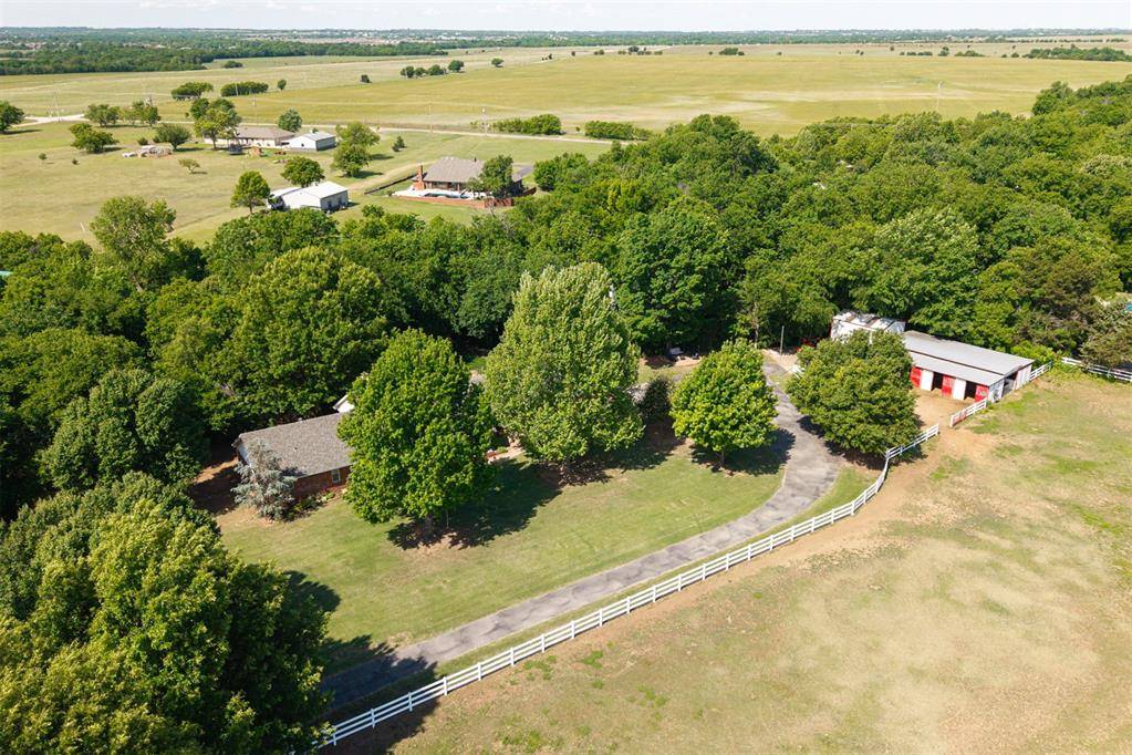 11250 Greenwood DR, Piedmont, OK 73078