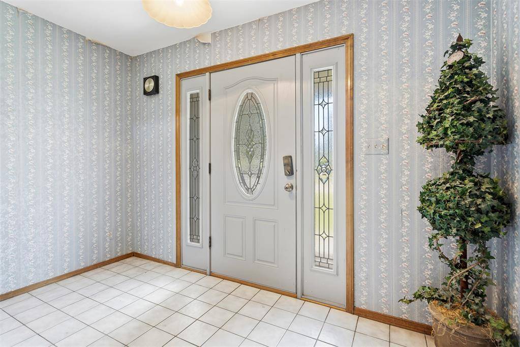 75 Cherry ST, Healdton, OK 73438