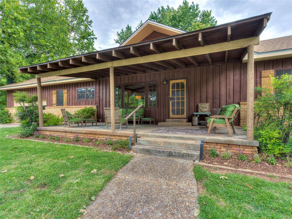3555 E Imhoff RD, Norman, OK 73026