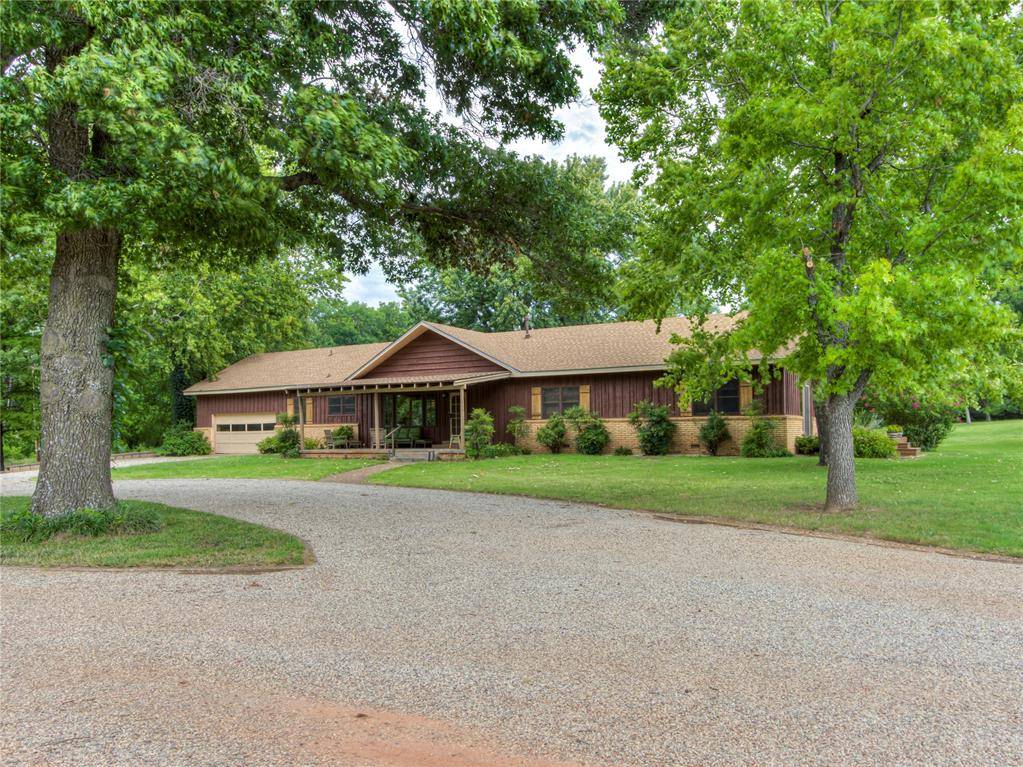 3555 E Imhoff RD, Norman, OK 73026